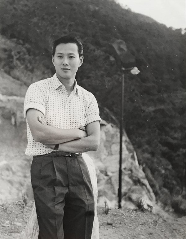 Retrato de Fan Ho, jovem, em Hong Kong